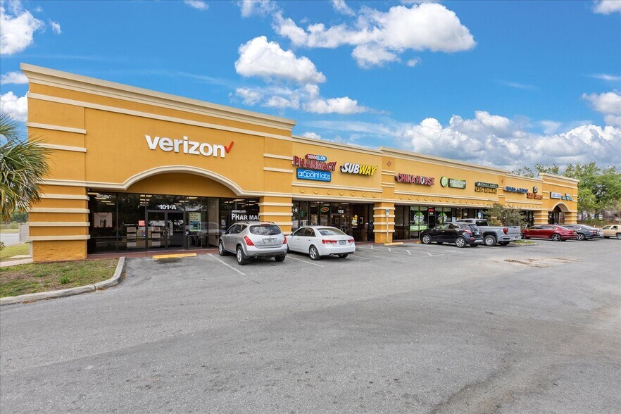 11150 N Williams St, Dunnellon, FL à vendre - Photo du bâtiment - Image 2 de 4