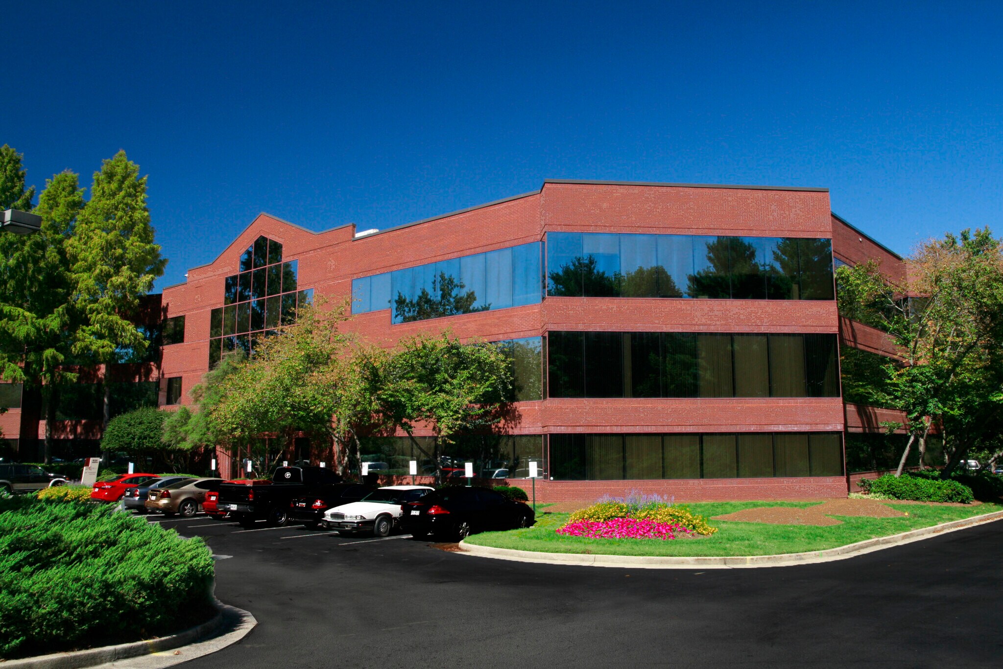 1090 Northchase Pky SE, Marietta, GA à vendre Photo du bâtiment- Image 1 de 1