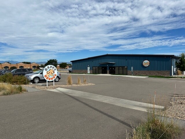 1651 Skyway Dr, Longmont, CO à vendre - Photo principale - Image 2 de 19