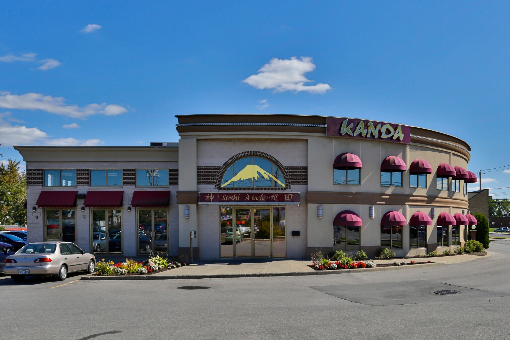 2340 Boul Lapinière, Brossard, QC for sale Building Photo- Image 1 of 1