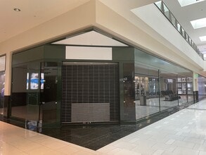 9301 Tampa Ave, Northridge, CA for lease Interior Photo- Image 1 of 1
