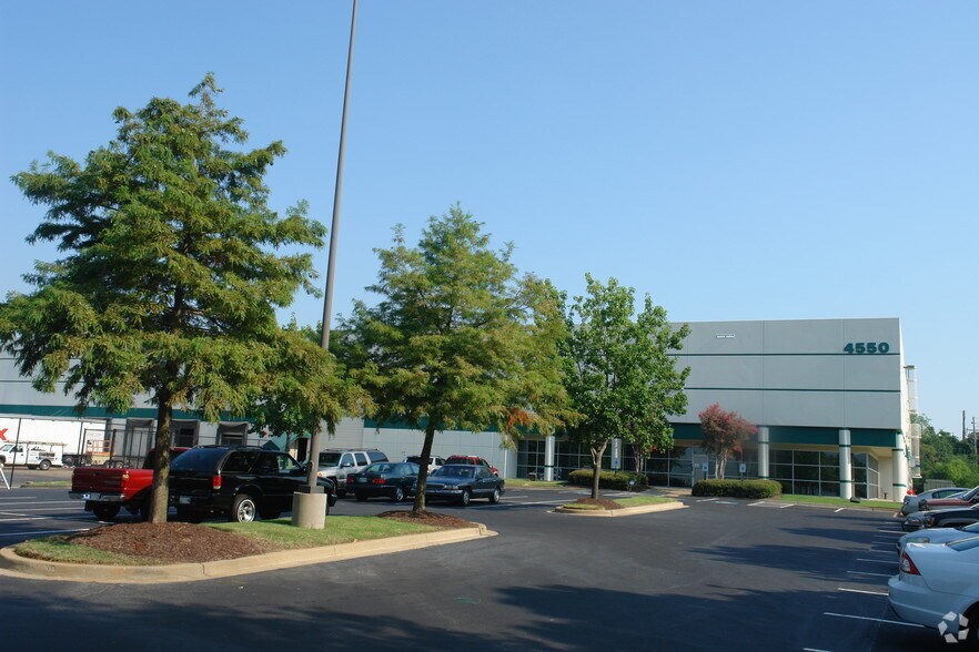 4550 Quality Dr, Memphis, TN à louer - Photo du bâtiment - Image 2 de 6