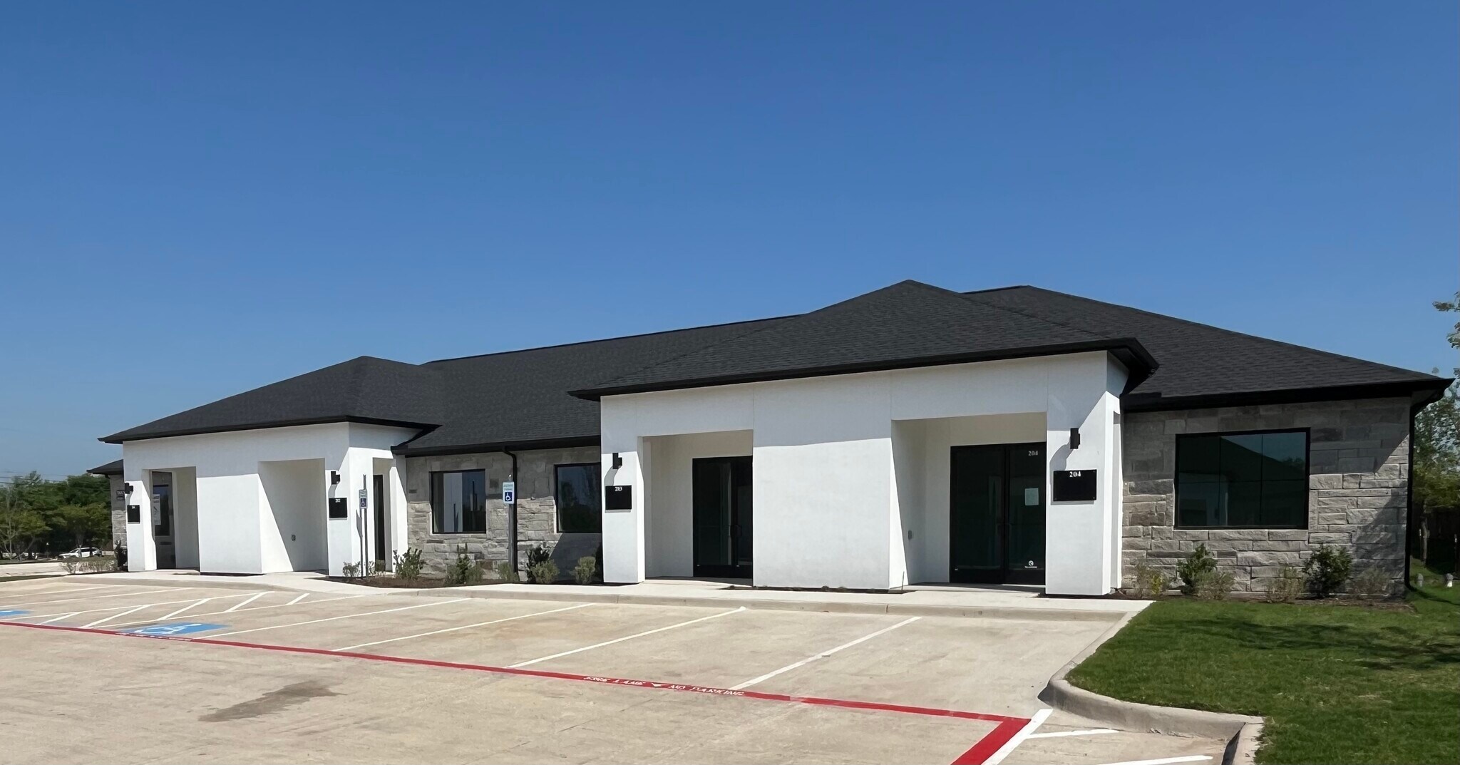 3951 Alma Rd, McKinney, TX à louer Photo du bâtiment- Image 1 de 7