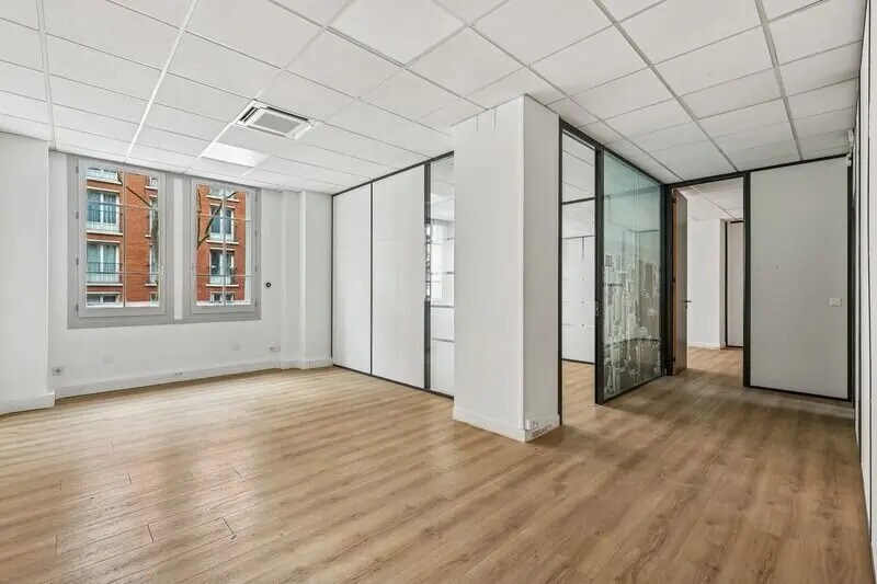 10 Rue Mercoeur, Paris for lease - Building Photo - Image 2 of 14