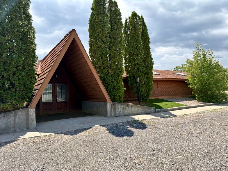 311 12th St, Chinook, MT à vendre - Photo du bâtiment - Image 2 de 29