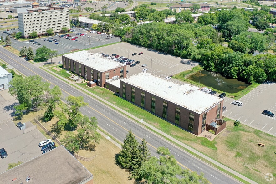 1711 W County Road B, Roseville, MN for lease - Aerial - Image 3 of 5