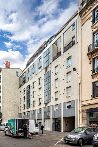 Plus de détails pour 156 Rue Moncey, Lyon - Commerce de détail à louer