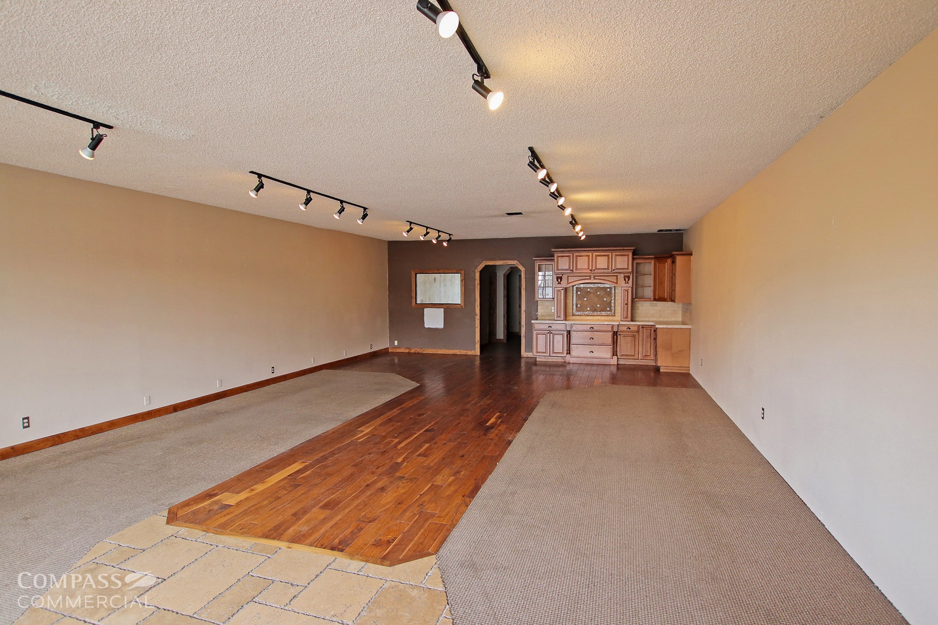 165 NE Greenwood Ave, Bend, OR for lease Building Photo- Image 1 of 3