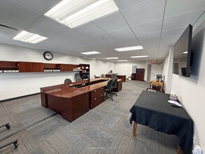 125 Main St, Williston, ND for lease Interior Photo- Image 2 of 3