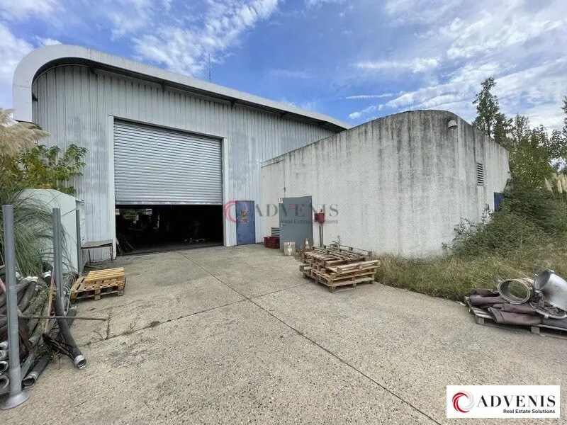 Flex in Bordeaux for lease Building Photo- Image 1 of 13