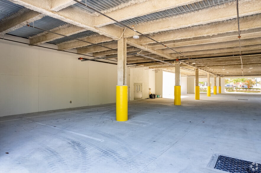 3872 Old Winter Garden Rd, Gotha, FL à vendre - Photo du bâtiment - Image 2 de 15