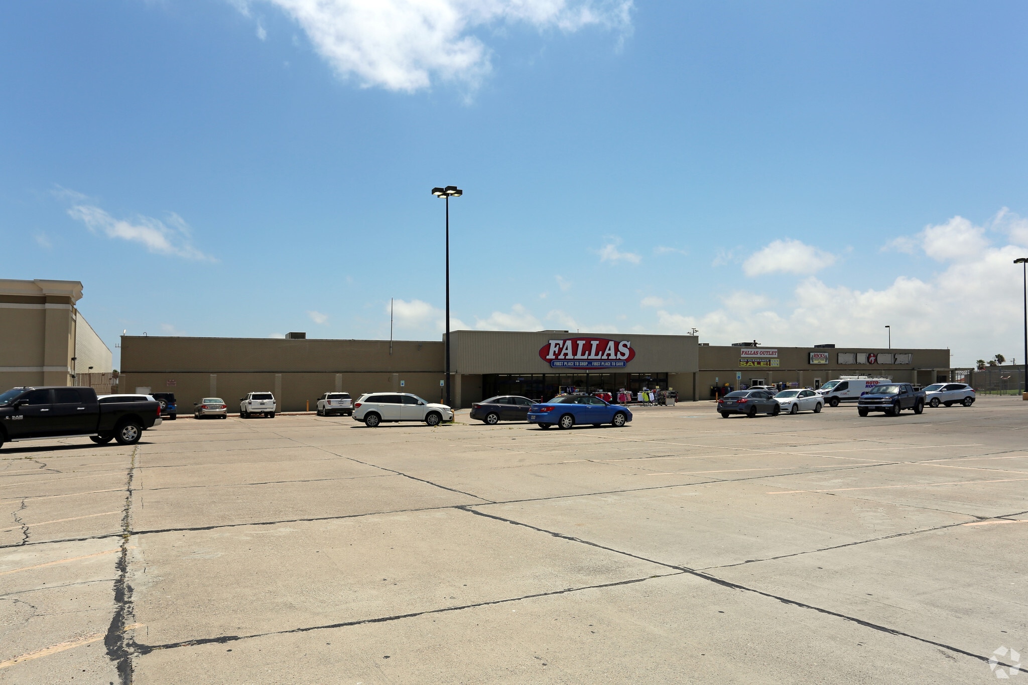 10241 S Padre Island Dr, Corpus Christi, TX for lease Primary Photo- Image 1 of 7