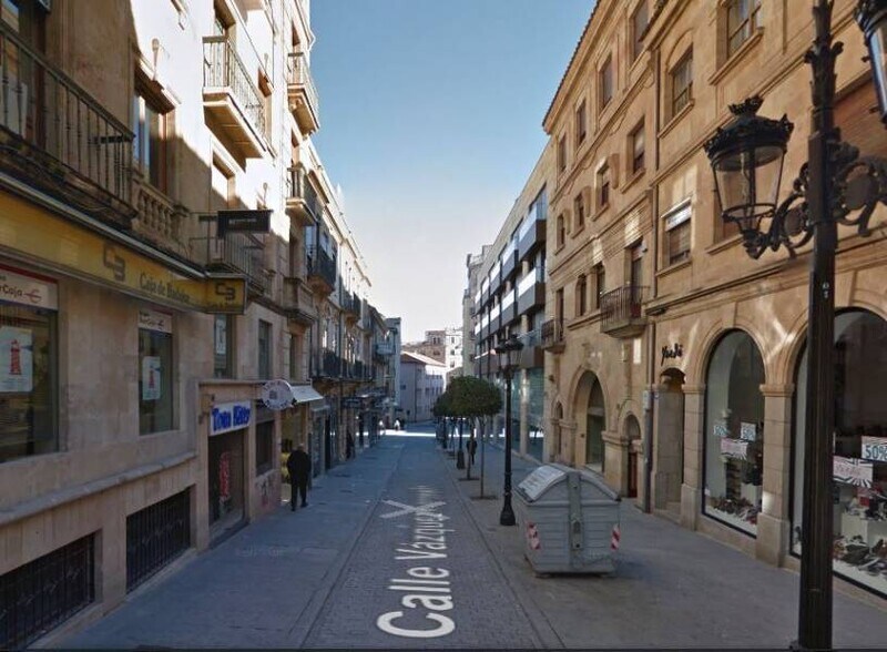 Retail in Salamanca, Salamanca for lease - Building Photo - Image 2 of 2