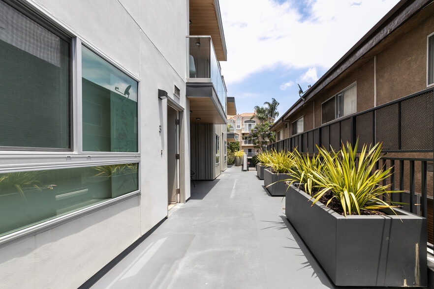 1743 Butler Ave, Los Angeles, CA for sale - Building Photo - Image 3 of 47