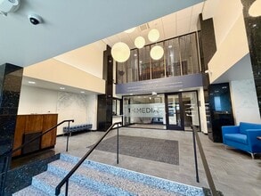 801 Bluff St, Dubuque, IA à louer Photo intérieure- Image 1 de 18