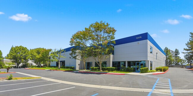 Plus de détails pour 12375 World Trade Dr, San Diego, CA - Industriel à louer