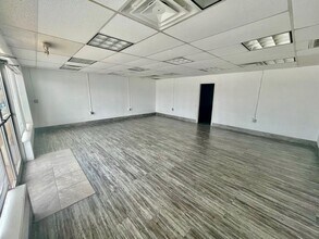 7209-7217 S Council Rd, Oklahoma City, OK for lease Building Photo- Image 2 of 7