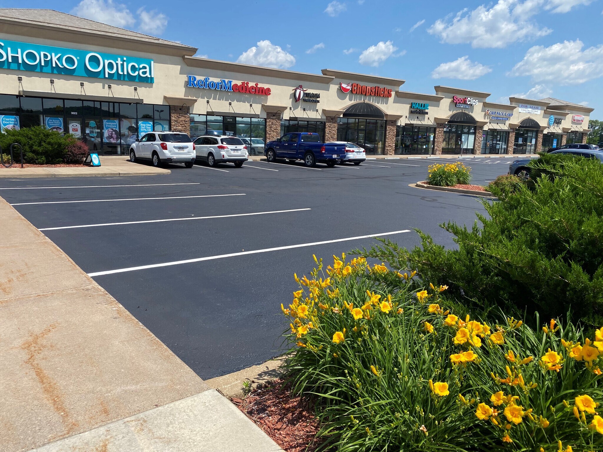 3038 Commercial Blvd, Chippewa Falls, WI à louer Photo du bâtiment- Image 1 de 13