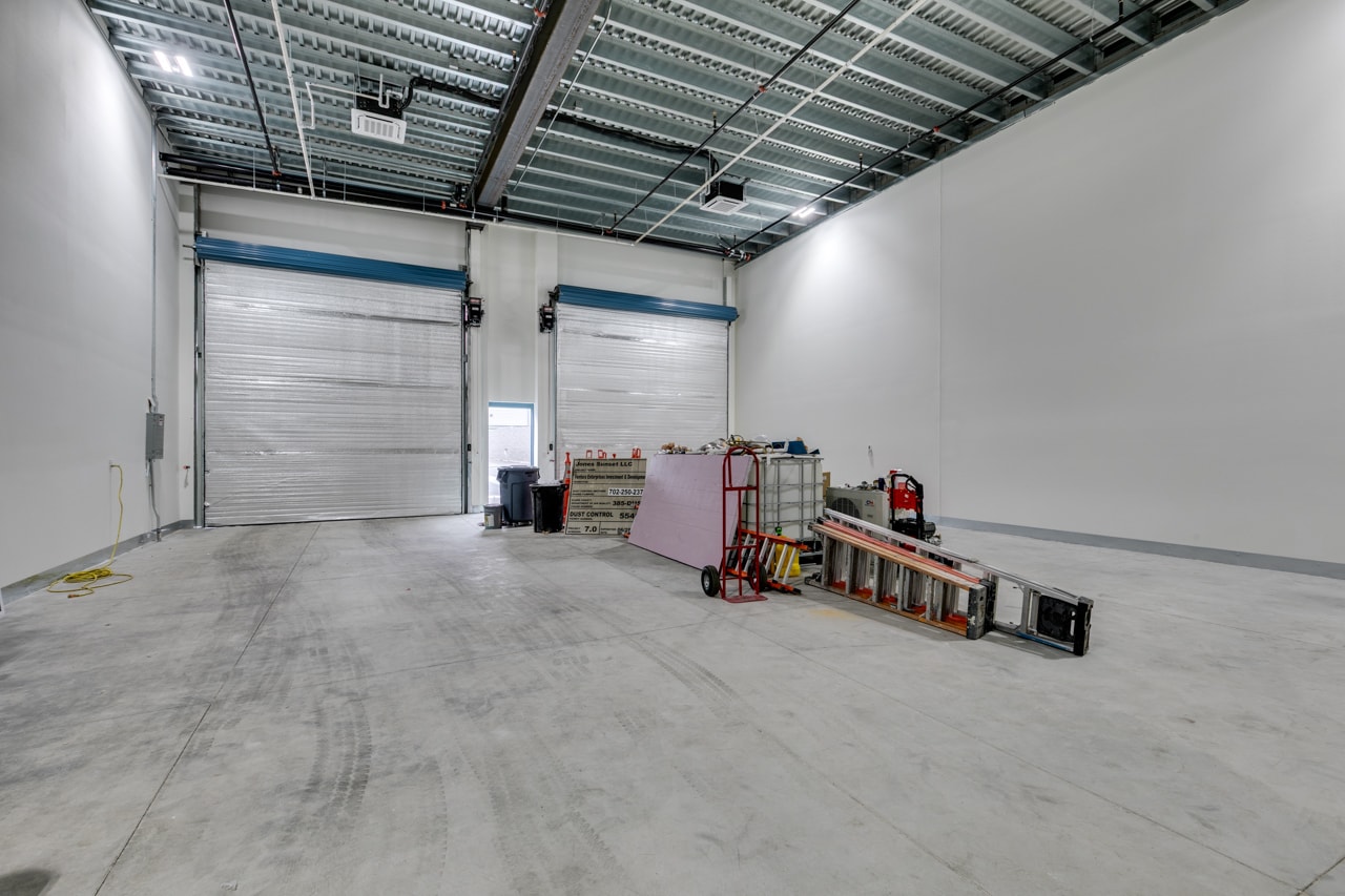 S. Jones Blvd. & W. Sunset Rd., Las Vegas, NV à vendre Photo principale- Image 1 de 3