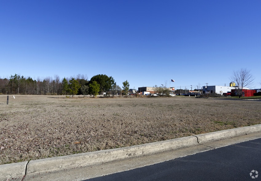 2020 Westwood Ave, Wilson, NC for lease - Primary Photo - Image 1 of 4