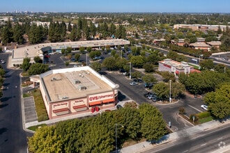 E Kings Canyon Rd, Fresno, CA - Aérien Vue de la carte