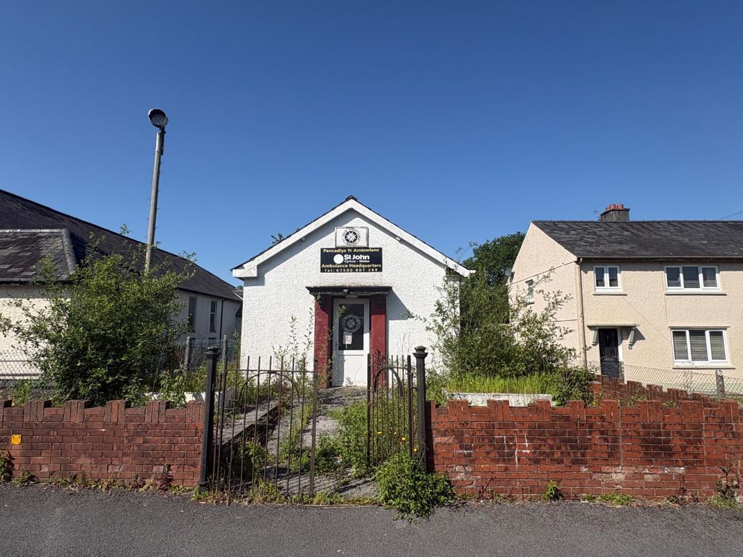 Dynevor Av, Llandeilo à vendre Photo principale- Image 1 de 13