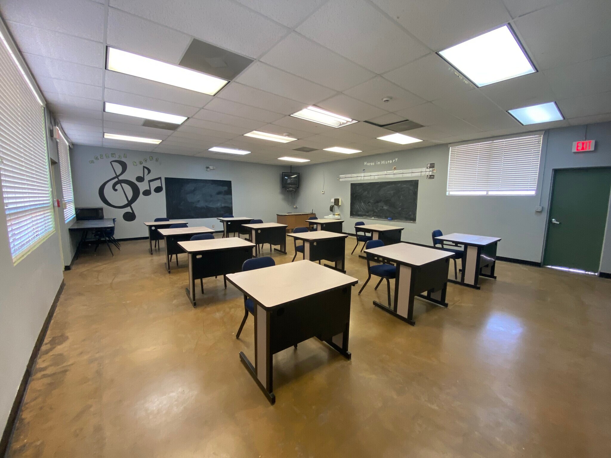630 W 17th Pl, Tempe, AZ for lease Primary Photo- Image 1 of 151