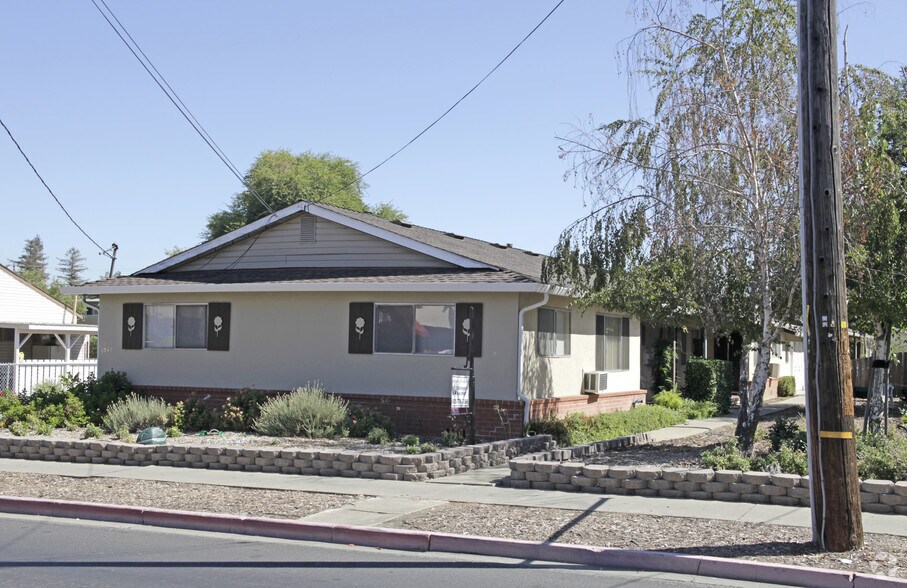 1520-1540 Detroit Ave, Concord, CA à vendre - Photo du bâtiment - Image 2 de 3