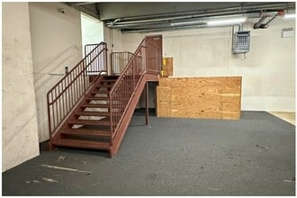 8935 162nd St, Jamaica, NY for lease Interior Photo- Image 1 of 2