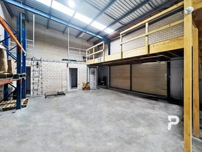 5 Dunlop St, Strathfield South for lease Interior Photo- Image 2 of 5