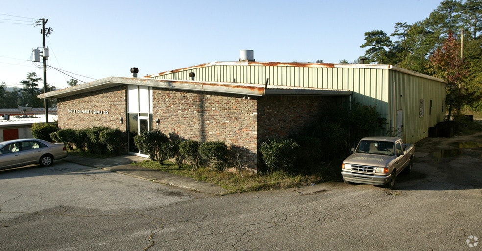 6 W Oxmoor Rd, Birmingham, AL for lease - Building Photo - Image 2 of 3
