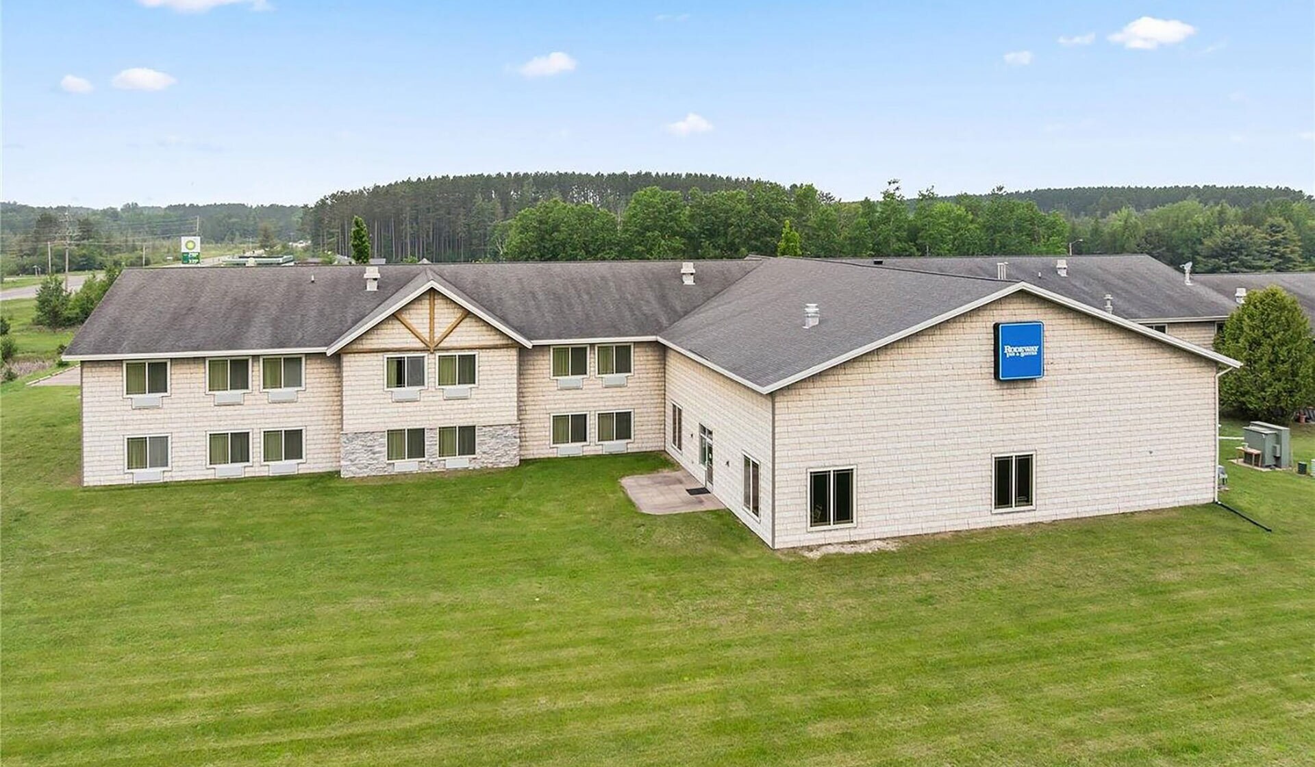 1738 Comfort Dr, Tomahawk, WI à vendre Photo du bâtiment- Image 1 de 46