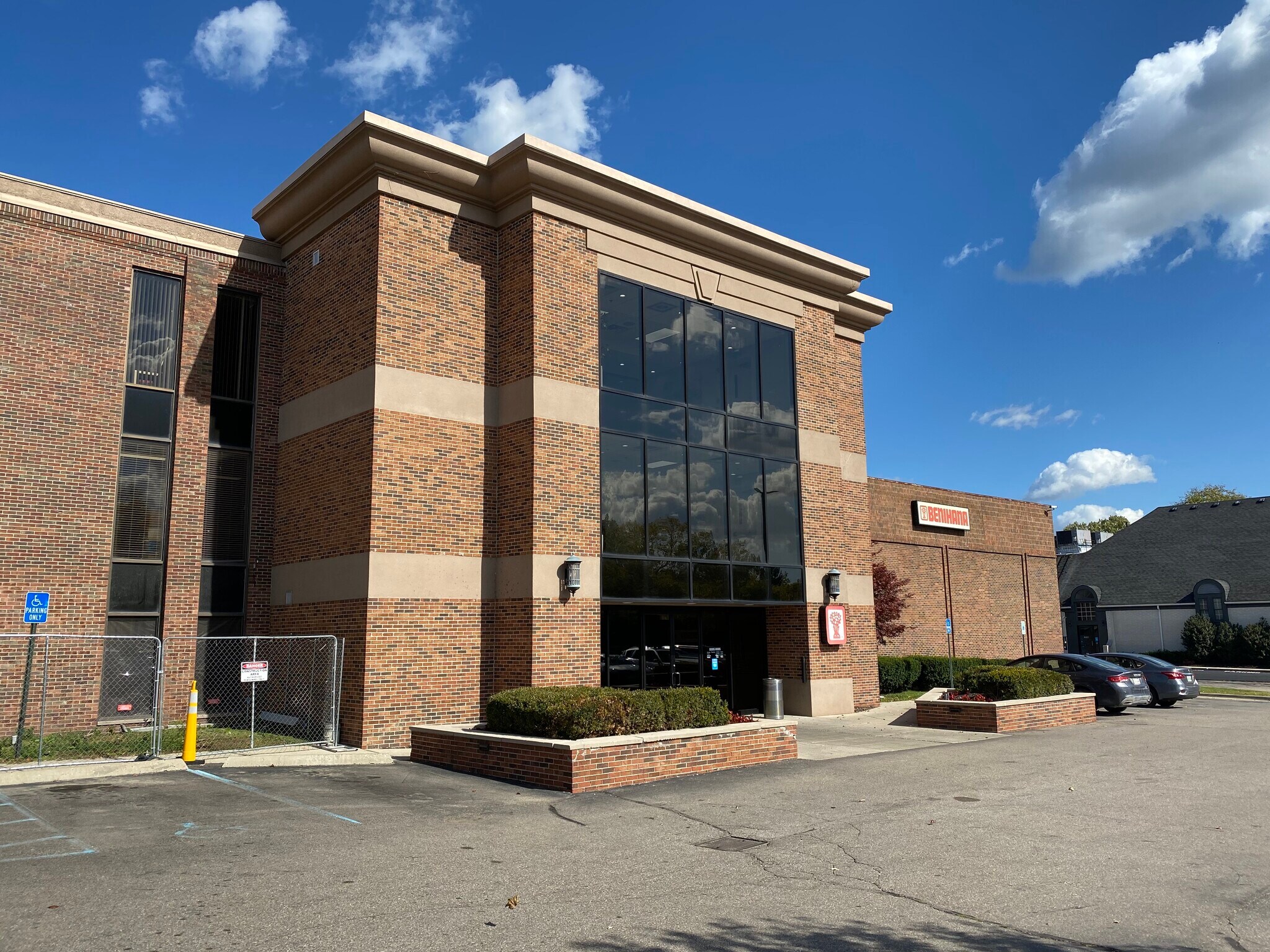 1985 W Big Beaver Rd, Troy, MI à louer Photo principale- Image 1 de 19