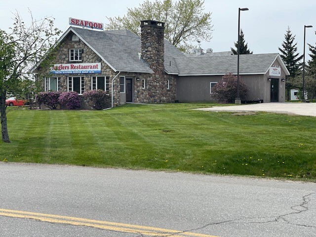 91 Coldbrook Rd, Hampden, ME for sale - Building Photo - Image 1 of 8