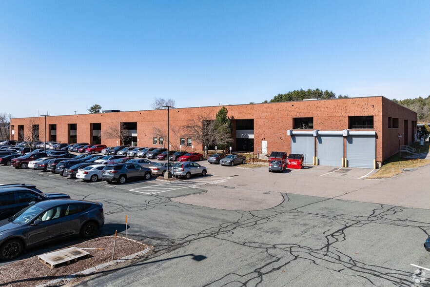150 Royall St, Canton, MA for lease - Building Photo - Image 2 of 4