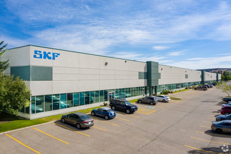 928-1058 72nd Ave NE, Calgary, AB for sale - Primary Photo - Image 1 of 1