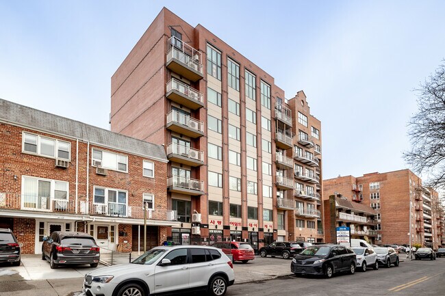 Plus de détails pour 14456 Roosevelt Ave, Flushing, NY - Multi-résidentiel à vendre