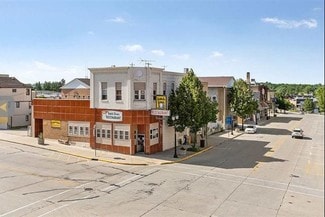 Plus de détails pour 301 Ellis St, Kewaunee, WI - Commerce de détail à vendre