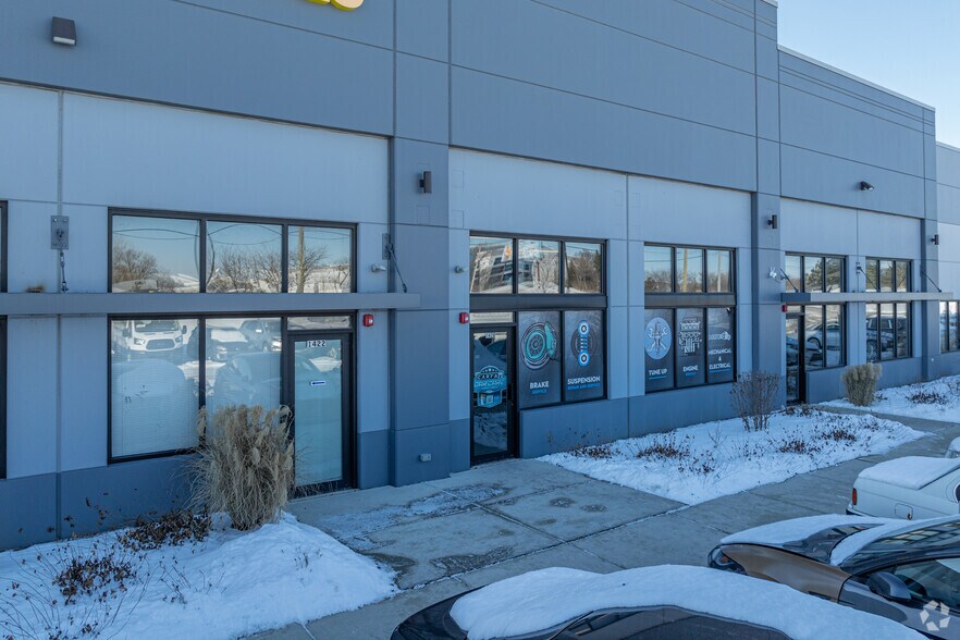 1414-1440 Bolingbrook Dr, Romeoville, IL for lease - Building Photo - Image 3 of 27