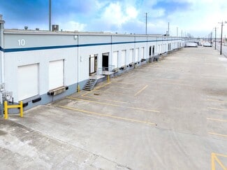 Plus de détails pour 5810-5922 Business Park, San Antonio, TX - Industriel à louer