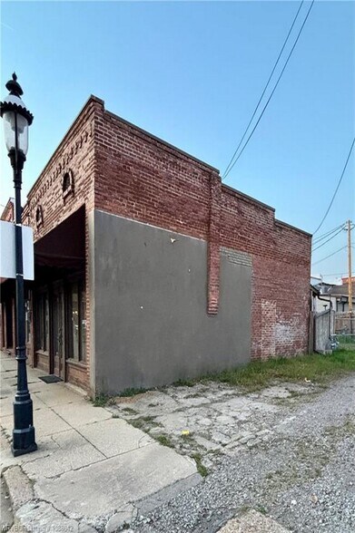 500 Main St, Van Buren, AR à vendre - Photo du bâtiment - Image 3 de 15