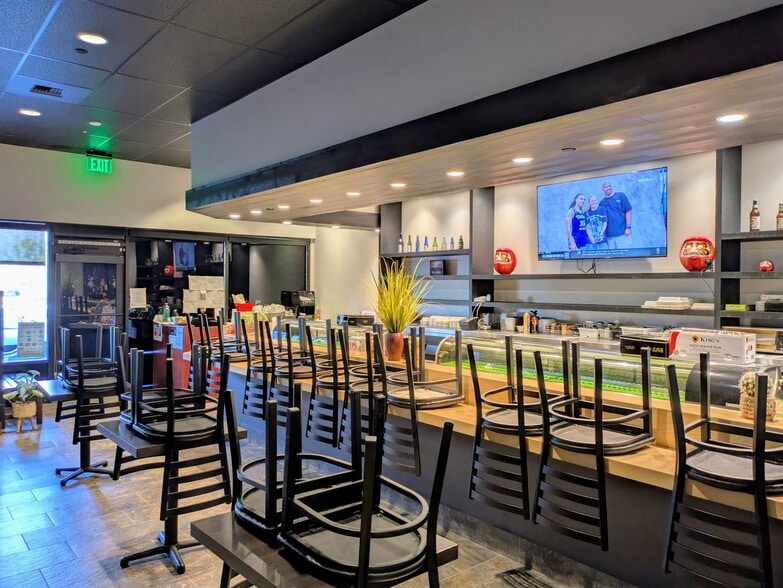 305-393 W Los Angeles Ave, Moorpark, CA for lease - Building Photo - Image 3 of 17