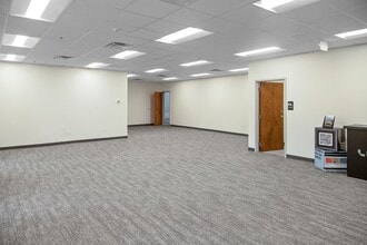 4761 Hugh Howell Rd, Tucker, GA à louer Photo intérieure- Image 2 de 7