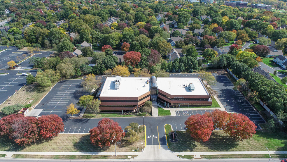 11221 Roe Ave, Leawood, KS for lease - Aerial - Image 2 of 7