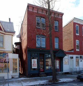 Plus de détails pour 382 E High St, Pottstown, PA - Commerce de détail à louer