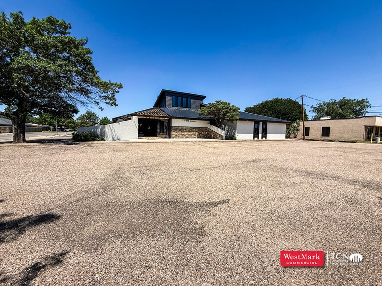 7410 University Ave, Lubbock, TX for sale - Building Photo - Image 1 of 1