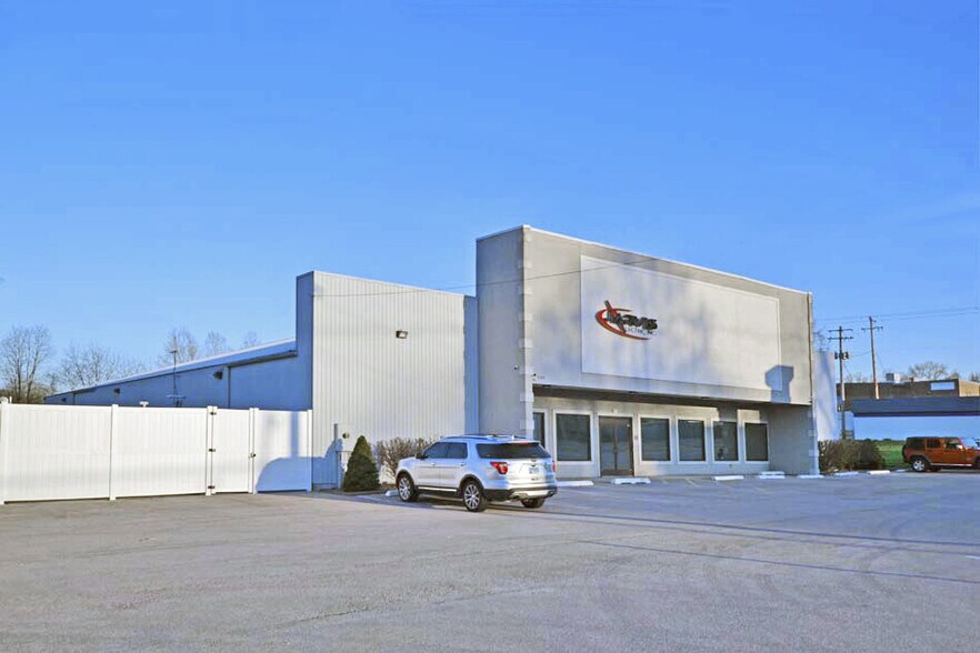 1604 N Illinois St, Swansea, IL à vendre - Photo du bâtiment - Image 3 de 8