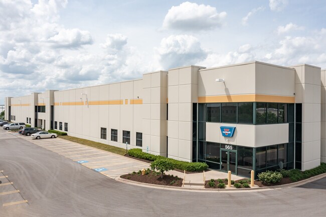 Plus de détails pour 545-565 Fullerton Ave, Carol Stream, IL - Industriel à louer