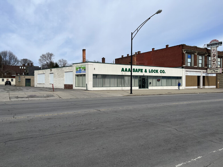 1458 Main St, Buffalo, NY for sale - Building Photo - Image 1 of 23