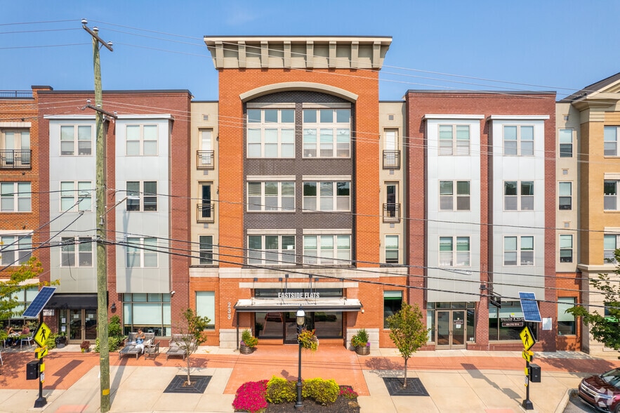 335 E King St, Malvern, PA for lease - Building Photo - Image 2 of 27